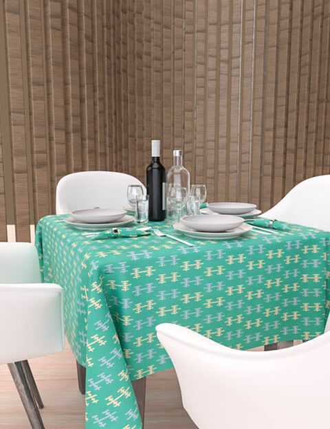 Pattern geometrico antenne eva lo coco tablecloth